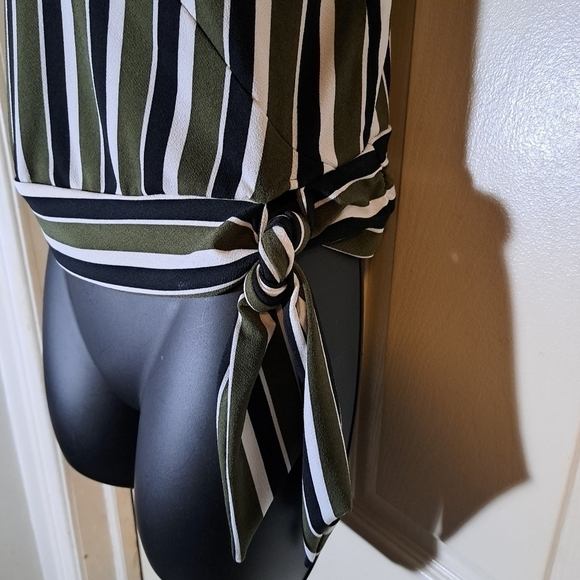 Express  striped Tank top size small - Picture 4 of 6